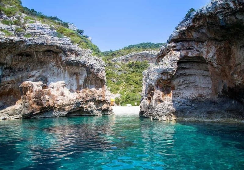 Blue Cave & Island-Hopping Tour with Snorkeling from Split - Carpe Diem Beach, a short final pause