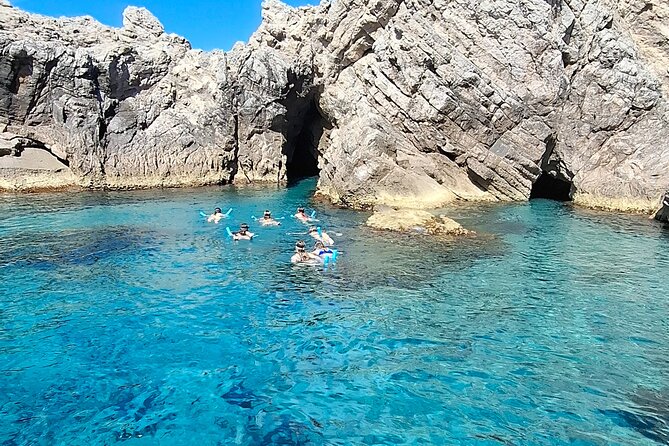 Blue & Green cave,Šunj beach - with drinks small group speedboat - Cancellation and weather notes