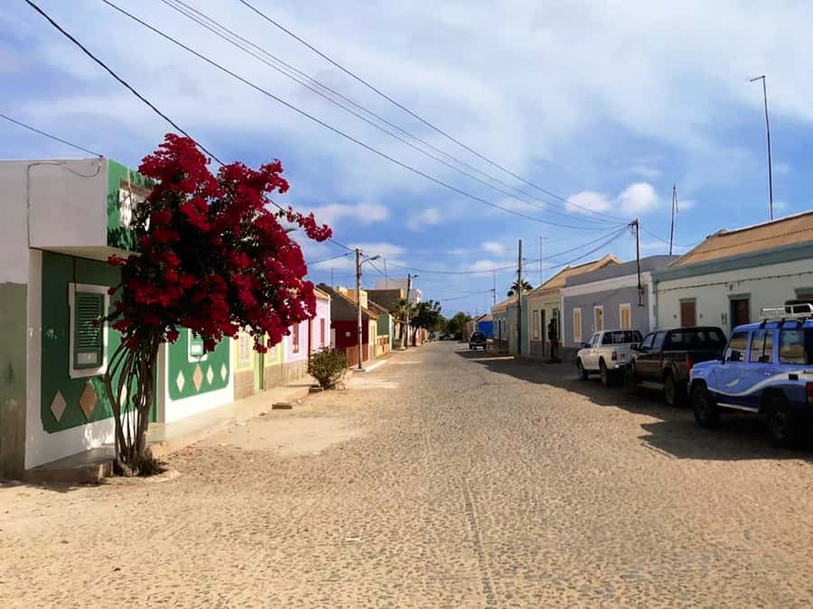 Boa Vista Island: Guided Santa Monica Beach & Caves Tour - Starting in Rabil with local handicrafts