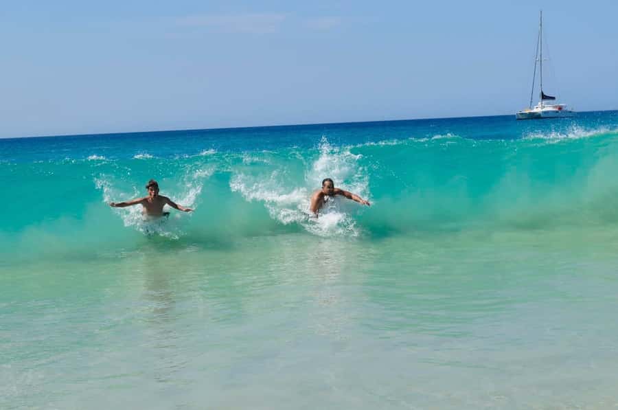 Boa Vista: Santa Monica, Dunes, Caves and Village 4x4 Tour - Santa Monica Beach and the final swim