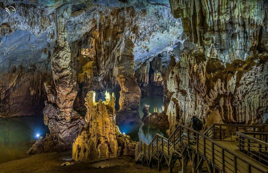 Boat Ride Phong Nha Cave & Vietnam’s Historic Command Cave - The 8:00 pickup from Dong Hoi or Son Trach