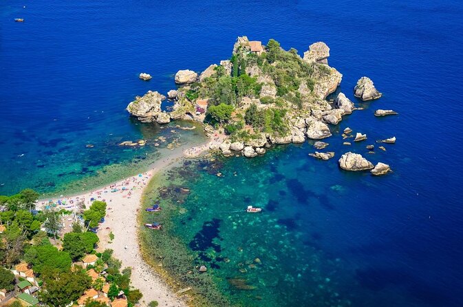 Boat tour Giardini Naxos Taormina Isola Bella Blue Grotto - Key things to know before you book