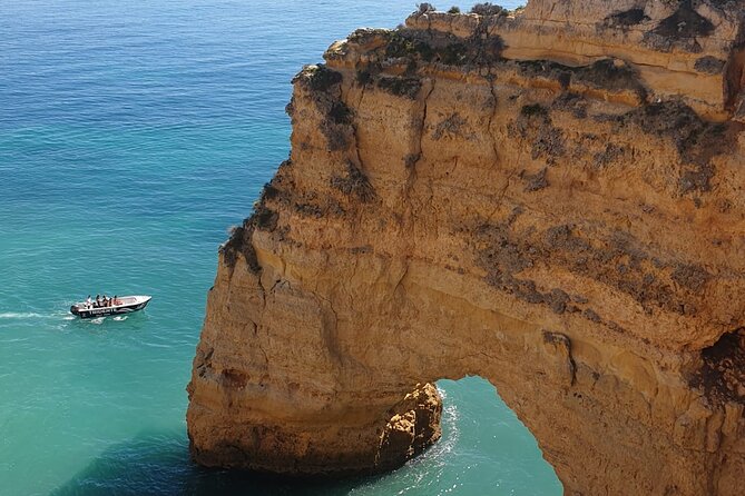 Boat Trip to the Benagil Caves from Armação de Pêra - Corredoura and the approach to Benagil