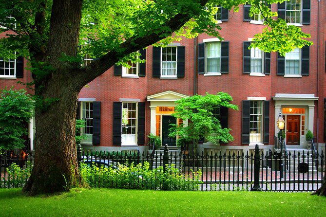 Boston: Underground Railroad History Tour of Beacon Hill - Charles Street Meeting House and the cost of protest