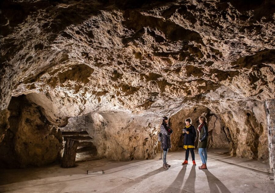 Budapest: Buda Castle Cave Tour - Key points to know before booking
