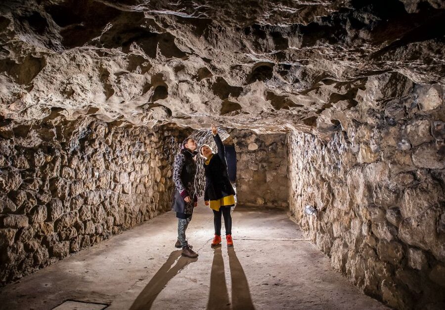 Budapest: Buda Castle Cave Tour - What you can and cannot bring underground