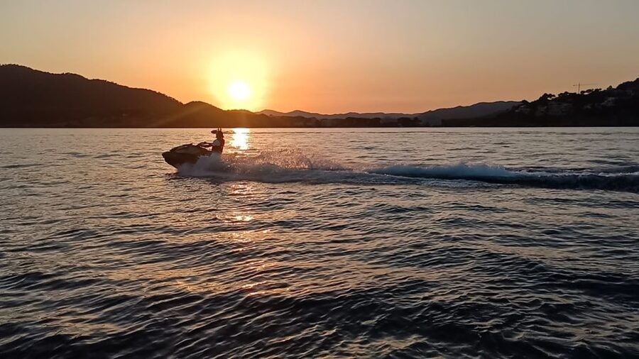 Cala Millor: Jetski Tour of Sea Lion Cave or Caves of Artà - The rib boat ride sets the tone