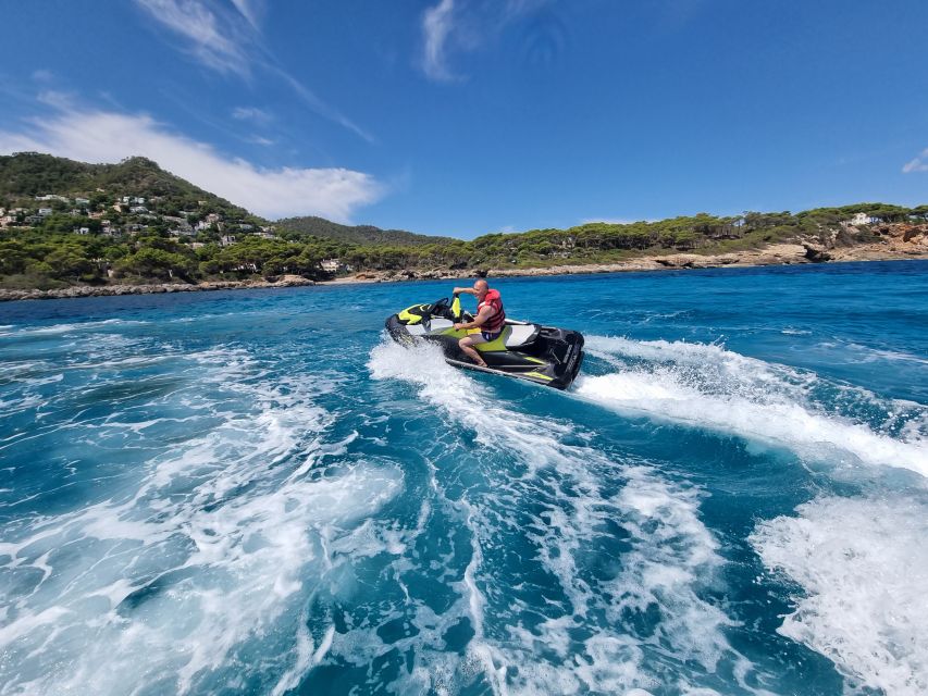 Cala Millor: Jetski Tour of Sea Lion Cave or Caves of Artà - Cala Millor Bay: the easiest option for families