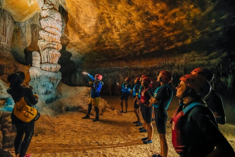 Cala Varques: Guided Sea Caves Kayak & Snorkeling Expedition - Paddling past Cala Falcó and the cliffs