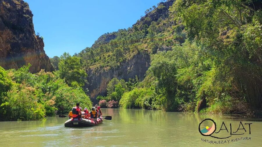 Calasparra: Almadenes Canyon Rafting Tour & Visit 3 Caves - At a glance: what makes this outing different