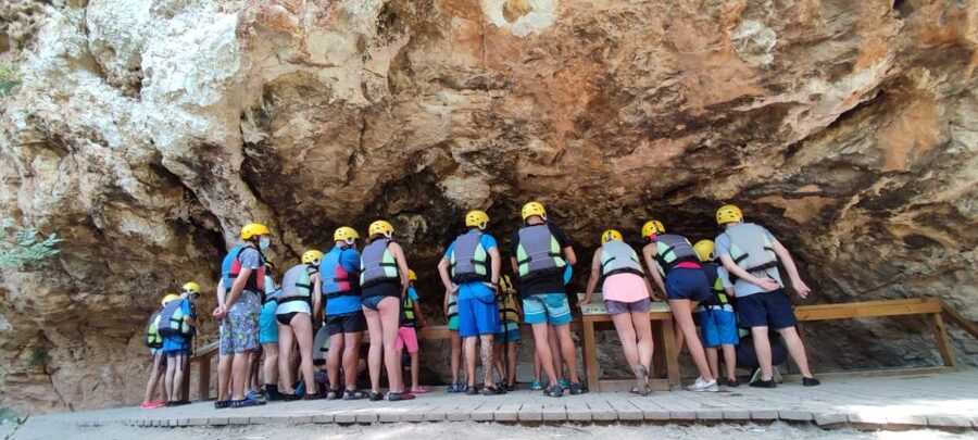 Calasparra: Almadenes Canyon Rafting with Caves and Rock Art - The best reasons to book, and the limits