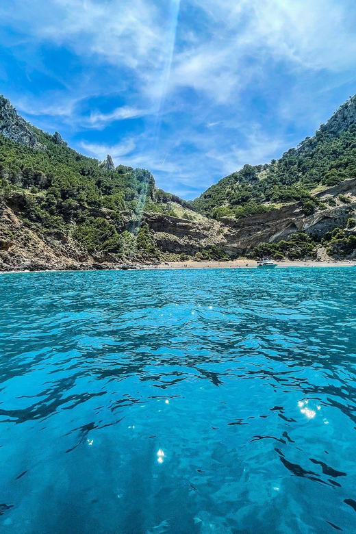 Can Picafort: 3h Private Boat – Caves & Snorkeling - What the $117 price means