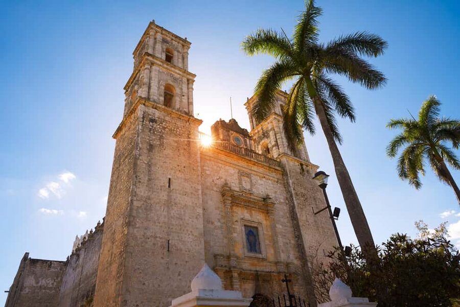 Cancun: Chichen Itza, Cenote & Valladolid Tour with Lunch - Valladolid in 30 to 40 minutes