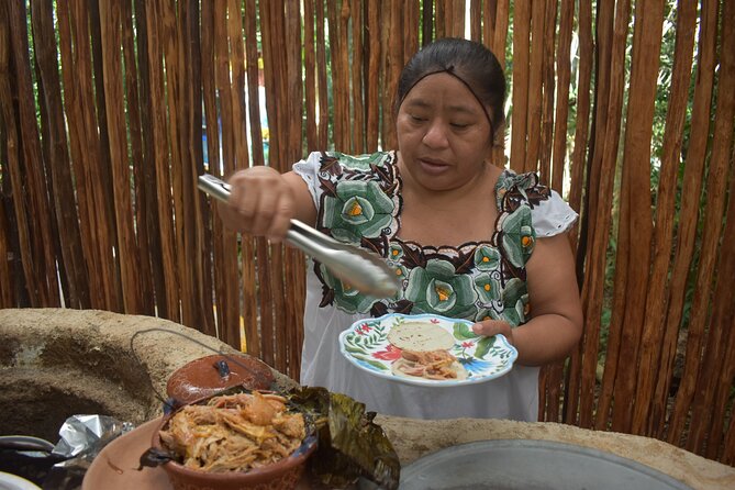 Cancun: Discover the Hidden Treasures: Exploring 3 Jungle Cenotes - Guides make a big difference
