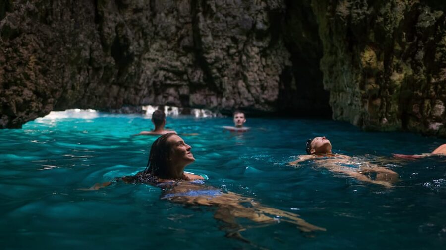 Cape Kamenjak: Kayak Tour with Cave Experience - Key points at a glance