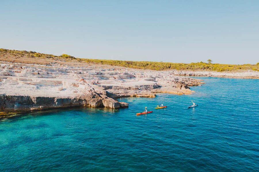 Cape Kamenjak: Kayak Tour with Cave Experience - Finding Jistra Adventures and parking without stress