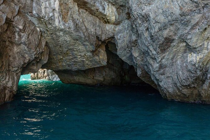 Capri Boat Tour from Sorrento: Swim, Grottos & Light Lunch - Key points to know before you book