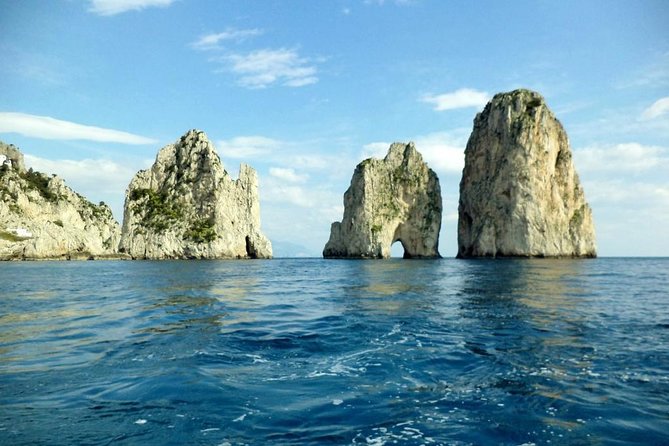 Capri: Boat Tour, Priority Tickets & Blue Grotto (Optional) - Why an early boat may be your best choice