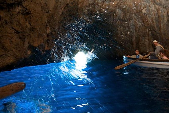 CAPRI - DIY Day Trip Package - BoatTour, BlueGrotto,Bus&Lunch - What the $131.26 price really covers