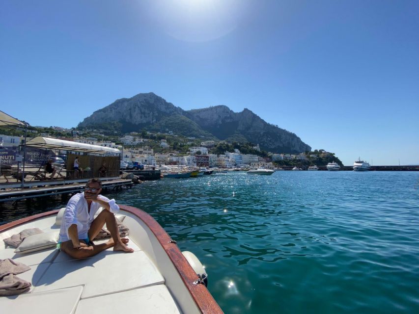 Capri: Island and Grottos Boat Cruise with Snacks and Drinks - Why the two-hour length can be just right