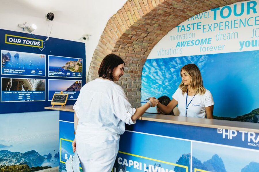 Capri: Island Boat Trip with Grottos - Who gets the most from this Capri boat trip