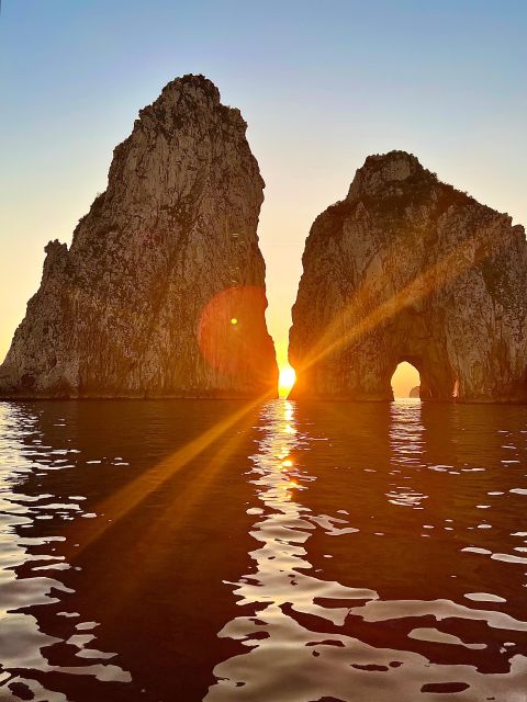 Capri: Tour of the island with caves and Faraglioni - What the $575.91 group price means