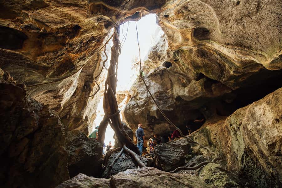 Capricorn Caves: 120 Minute Capricorn Adventurer Tour - What makes the Capricorn Adventurer Tour different
