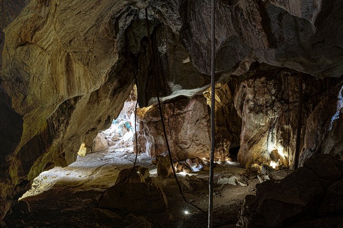 Capricorn Caves Cathedral Cave Tour - A dry cave with a different kind of appeal