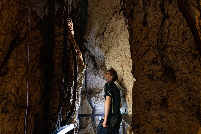 Capricorn Caves Cathedral Cave Tour - Getting there from Rockhampton and beyond