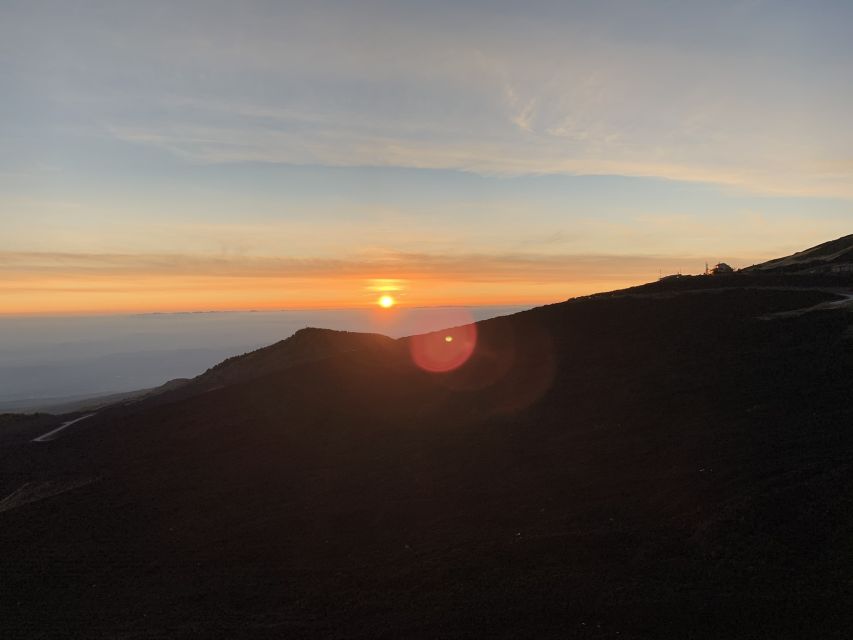 Catania: Sunset Jeep Tour of Mount Etna and Lava Flow Caves - Why the sunset timing works so well