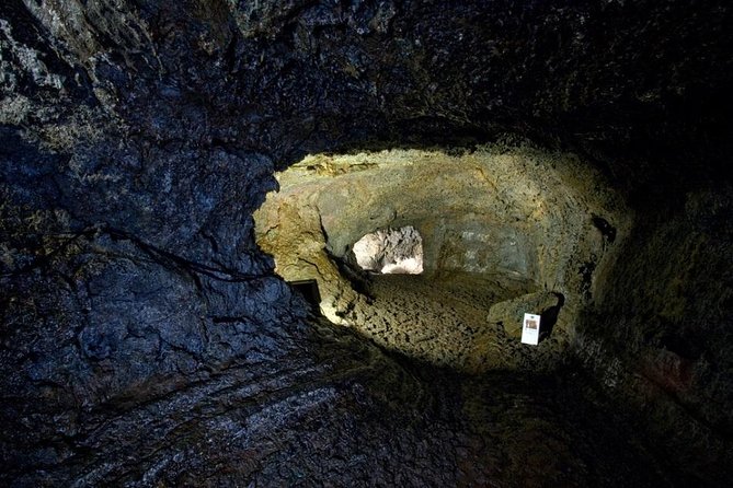 Cave Tour in Terceira - Guides who turn a cave visit into an island lesson