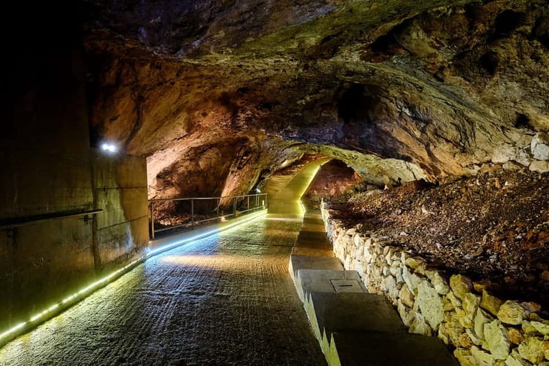 Cetinje: Lipa Cave Entrance Ticket with Guided Tour - Getting started at the Lipa Cave parking area