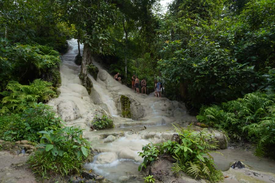 Chiang Mai: Bua Thong Sticky Waterfall & Huge Cave & Buffet - The morning drive and what the $30 covers