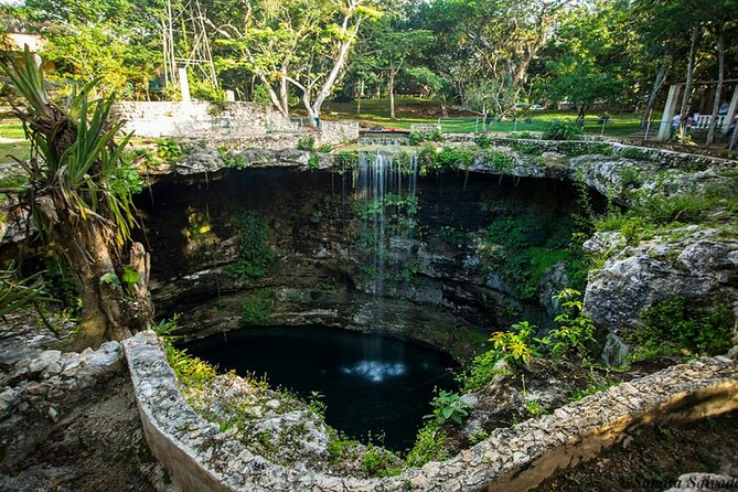 Chichén Itzá Ancestral Tour from Playa del Carmen with Cenote - Lunch, snacks, and the real food schedule