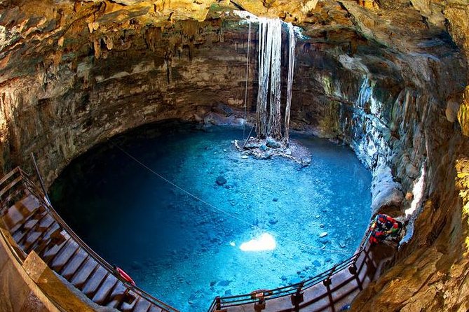 Chichen Itza and Cenote Mayan Experience Tour - Chichen Itza with a guide, then time to look alone
