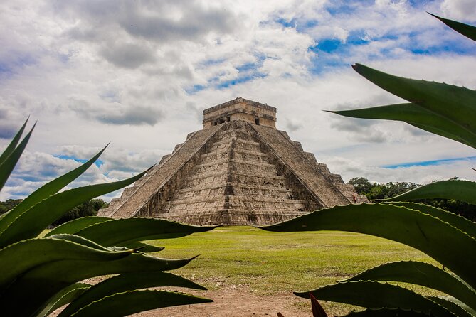 Chichen Itza, Cenote and Valladolid Small Group Day Trip - The 2.5-hour ride from Tulum