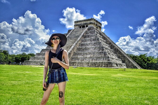 Chichen-itza & Cenote Private Tour - Mexican buffet lunch at the same complex