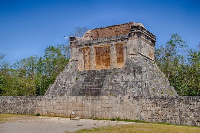 Chichen Itza, Cenote Sagrado and Valladolid from Cancun - Valladolid offers a quick colonial pause