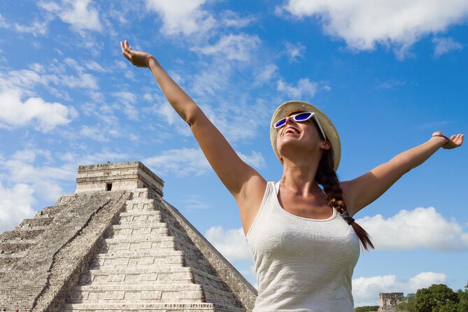 Chichén Itzá, Cenote Suytún, and Cenote Ikkil Guided Tour - Chichén Itzá: the main historical stop