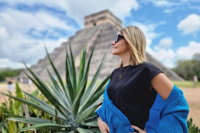Chichen Itza, Cenote & Valladolid Tour with Tequila and Lunch - Chichén Itzá first, before the heat builds