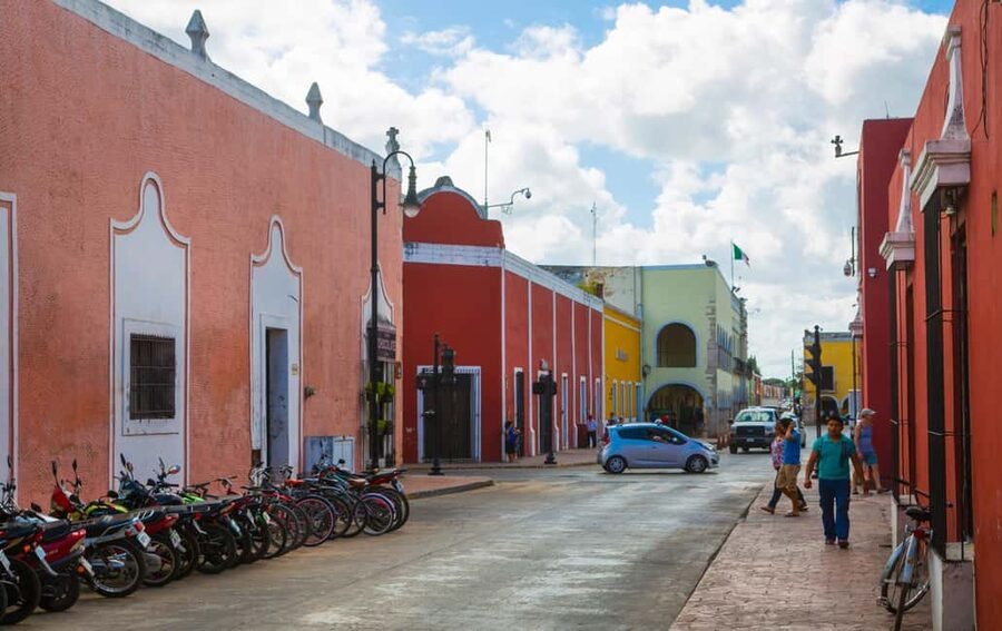 Chichen Itza: Guided Tour with Valladolid & Cenote Chichikan - Key points to know before you book