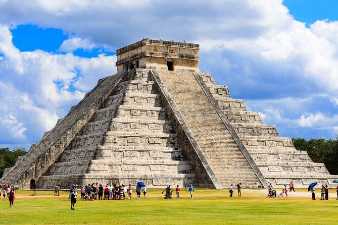 Chichen Itza, Private Cenote/Food Experience & the magic Izamal - Why the 6 a.m. start makes Chichen Itza better