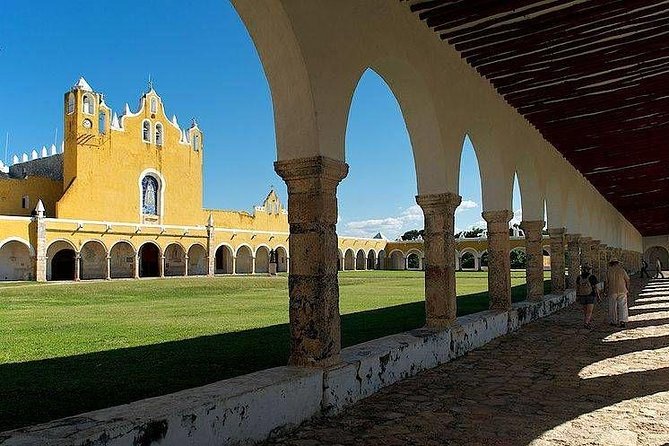 Chichen Itza, Private Cenote/Food Experience & the magic Izamal - A Yucatecan lunch prepared at home