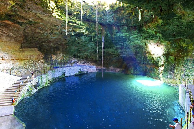 Chichén Itzá Tour with Cenote Xunáan, Valladolid & Lunch - The sales pressure and tip culture