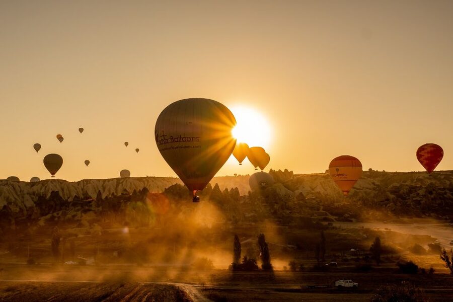 City of Side: 2-Day Cappadocia, Cave Hotel, & Balloon Tour - Pigeon Valley, Avanos, and the pottery tradition