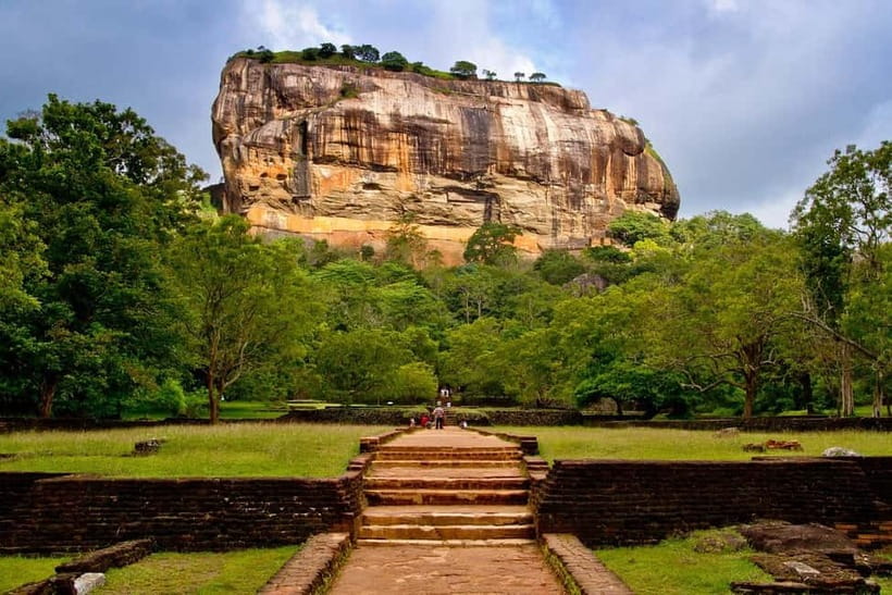 Colombo: Sigiriya, Dambulla Caves, & Wildlife Day Tour - Why this Colombo day trip takes so long