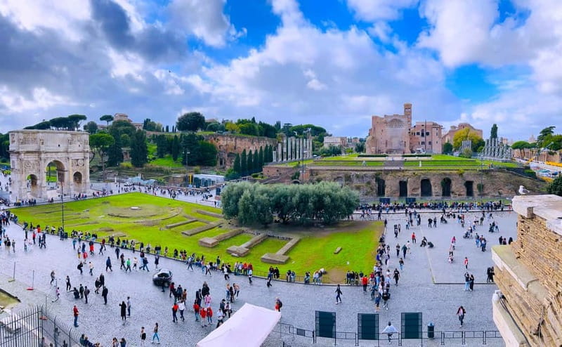 Colosseum Underground All-Access Experience w/ Ancient Rome - Guide quality and group size