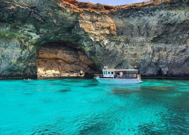 Comino: Blue Lagoon, Crystal Lagoon and Sea Caves Boat Tour - Key points at a glance