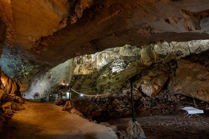Commander Cave All-Inclusive Admission Ticket - Is the $9.86 ticket good value?