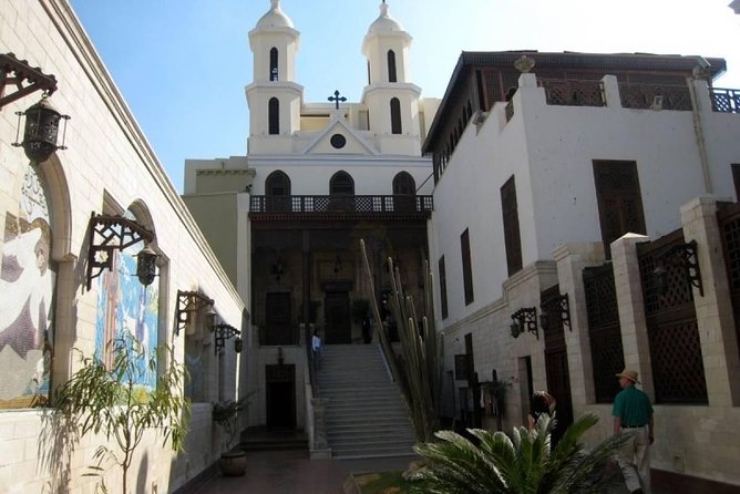 Coptic Cairo Tour: Cave Church of Saint Simon and Old Cairo churches - What the private car adds in Cairo
